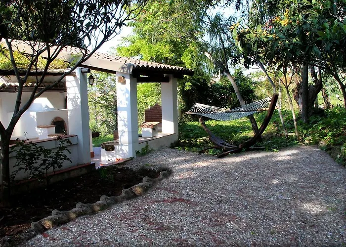 Tenuta Conte Ruggero Hotel apartamentowy 4*