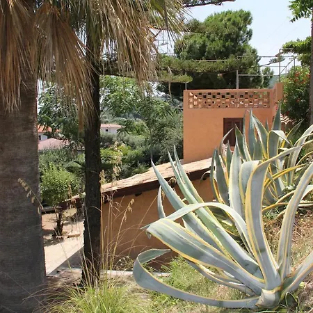 Tenuta Conte Ruggero 4* 산타도메니카