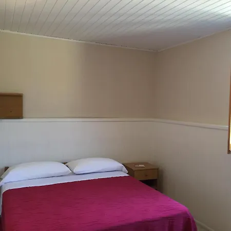 Tenuta Conte Ruggero Apartahotel *