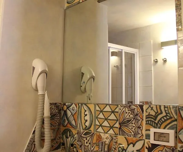 מלון דירות Tenuta Conte Ruggero 4*