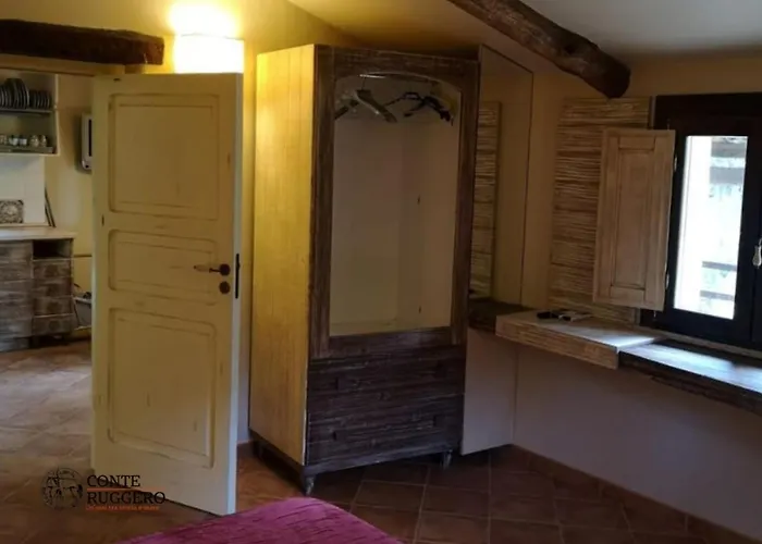 Tenuta Conte Ruggero מלון דירות